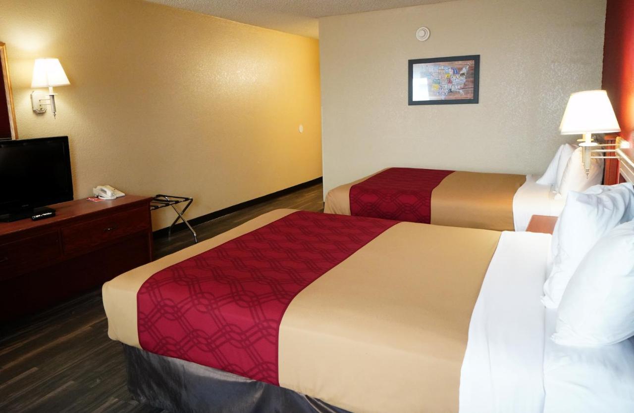 Econo Lodge Inn & Suites Kearney Exteriör bild