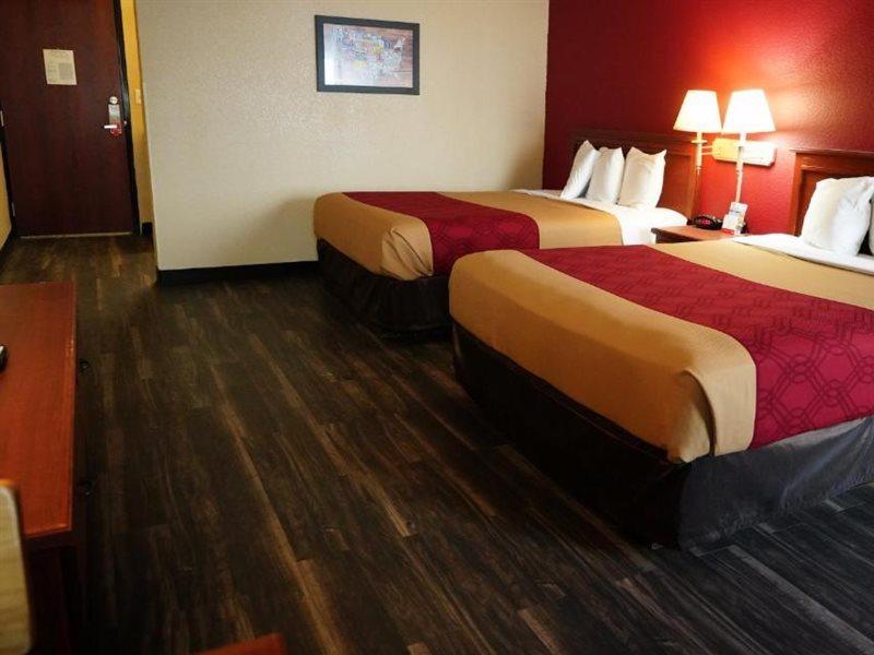 Econo Lodge Inn & Suites Kearney Exteriör bild
