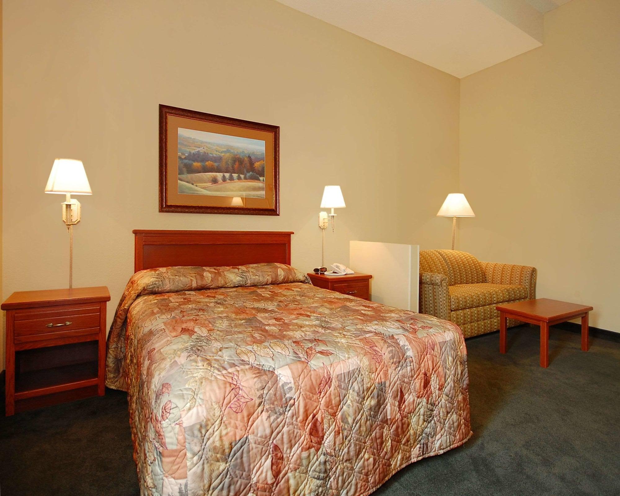 Econo Lodge Inn & Suites Kearney Exteriör bild