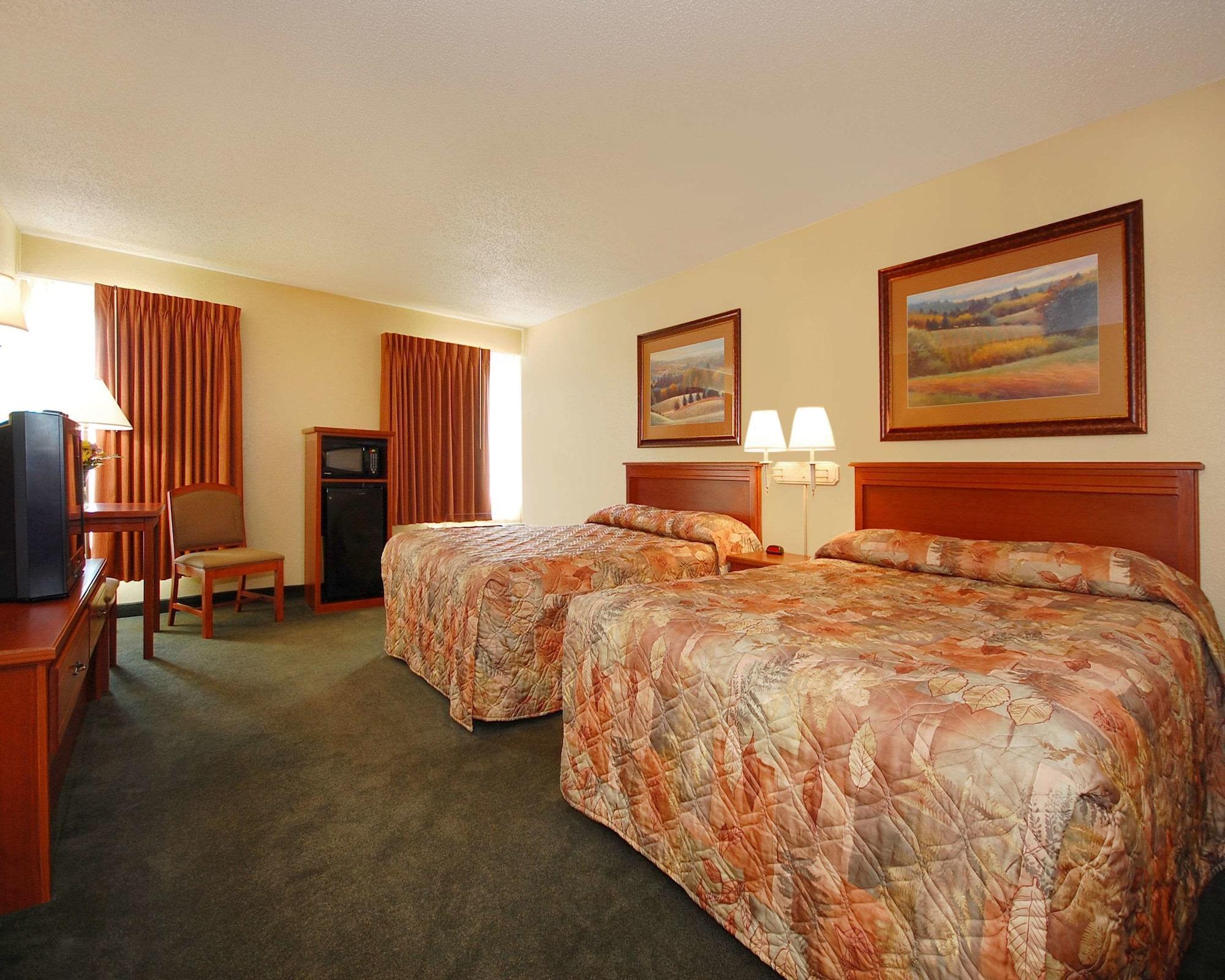Econo Lodge Inn & Suites Kearney Exteriör bild